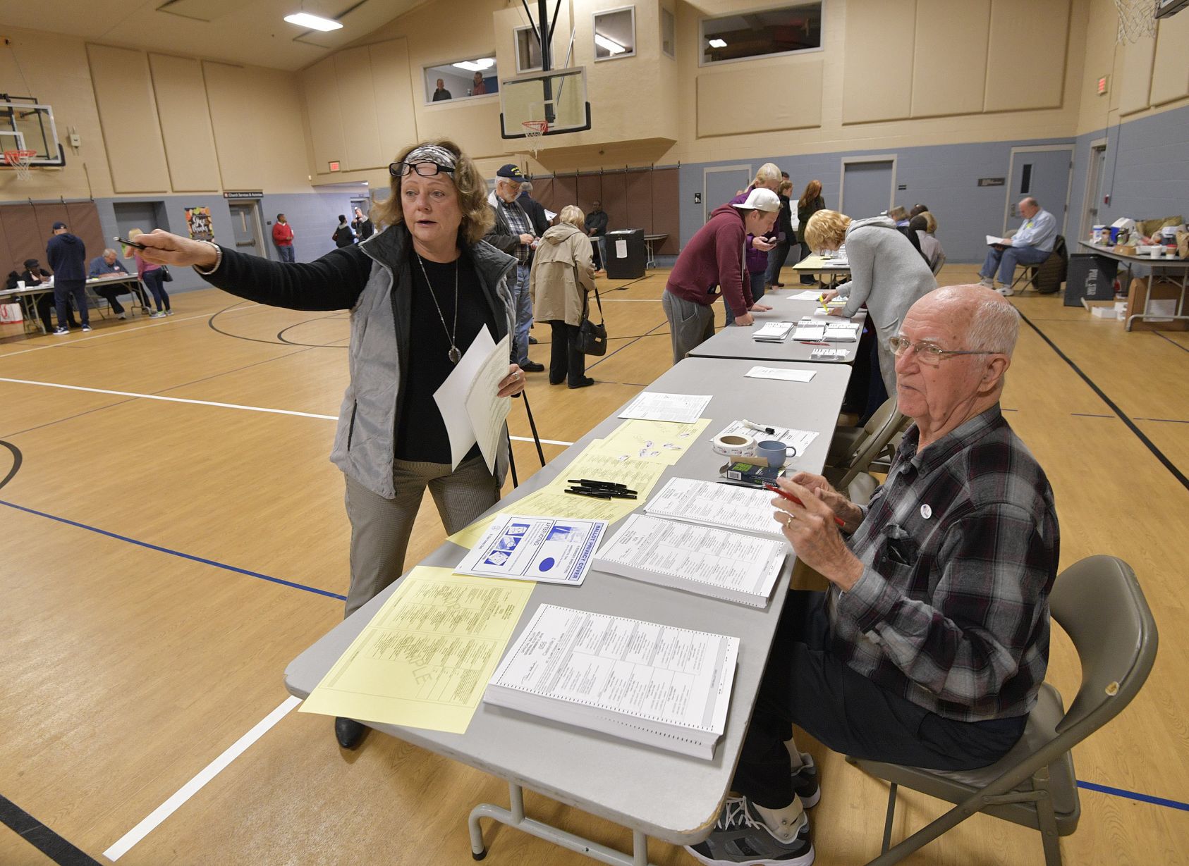 Midterm election voting in Belleville area